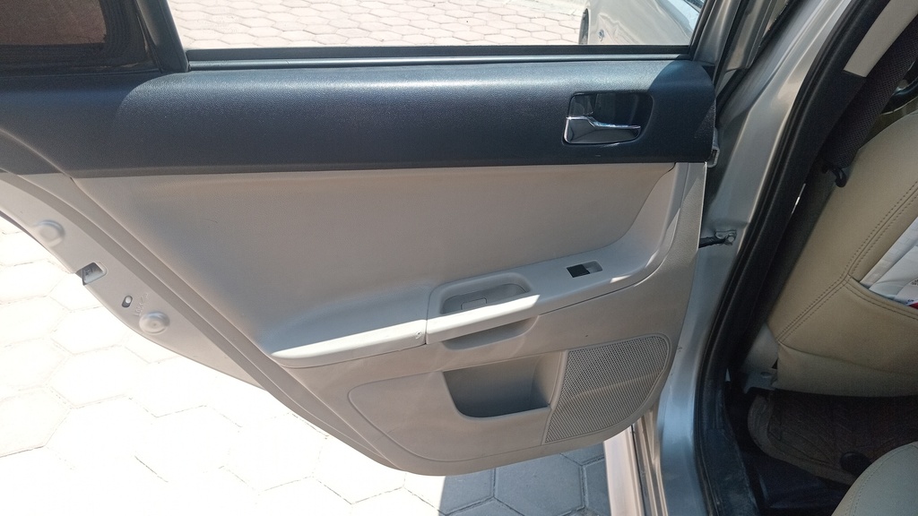 RR L DOOR