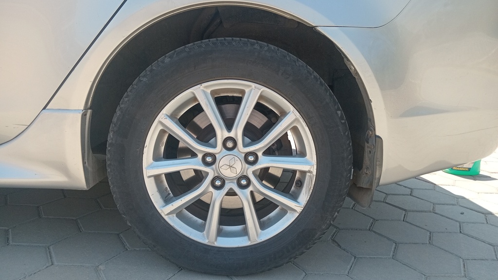 RR L TIRE