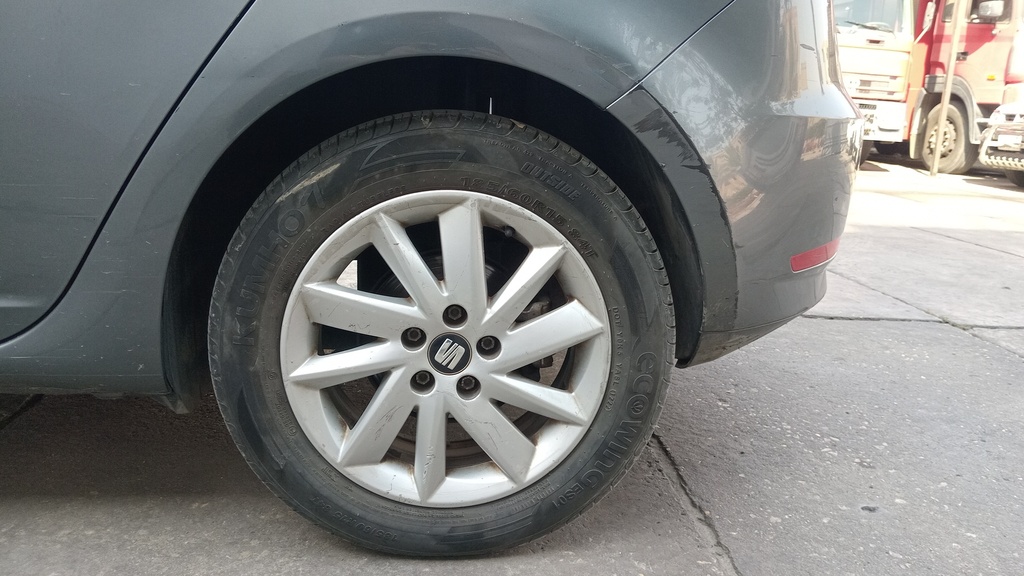 RR L TIRE