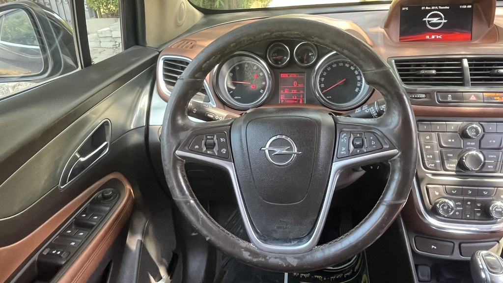 STEERING WHEEL