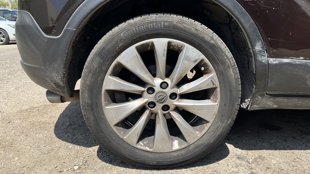 RR R TIRE