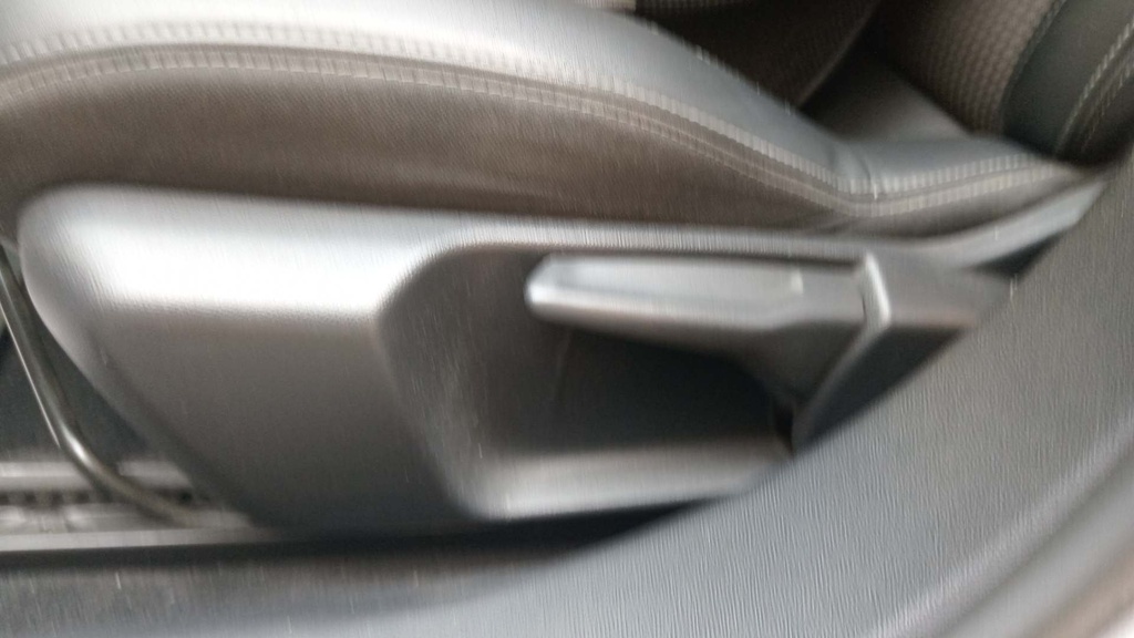 DRIVER SEAT SWITCHES