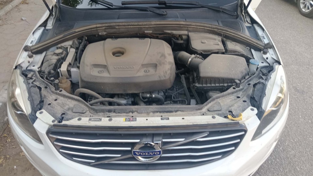 ENGINE COMPARTMENT
