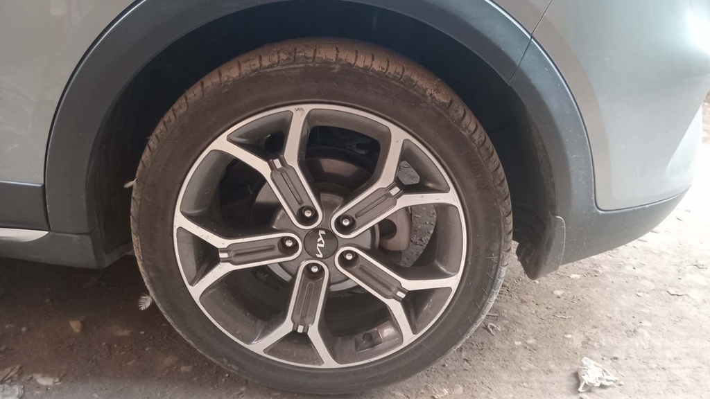 RR L TIRE