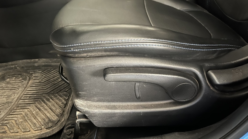 DRIVER SEAT SWITCHES