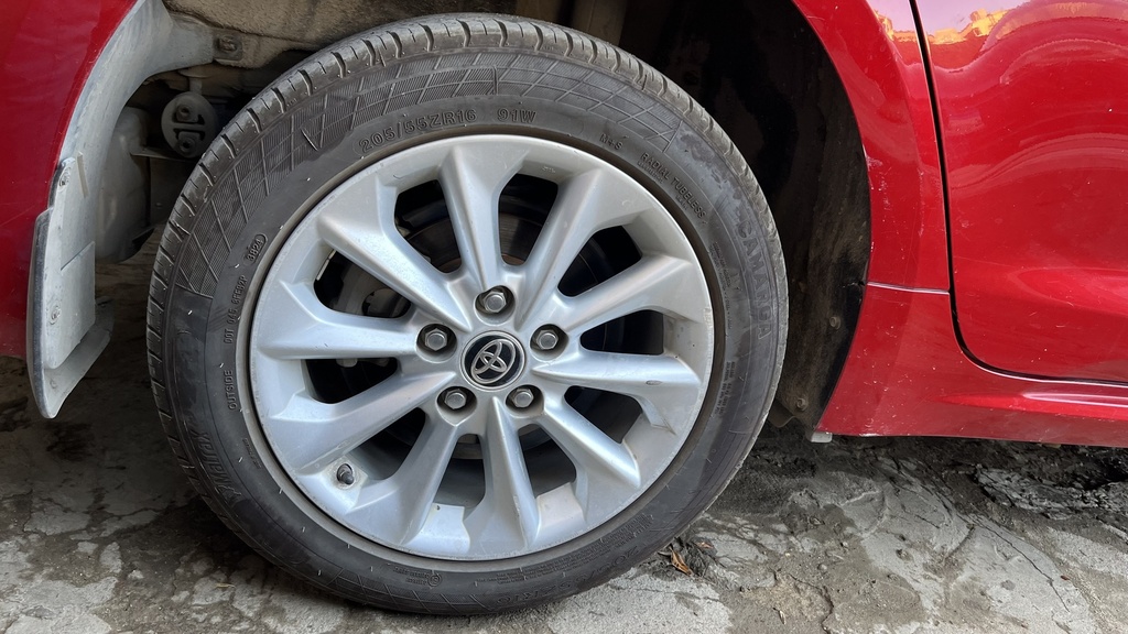 RR R TIRE