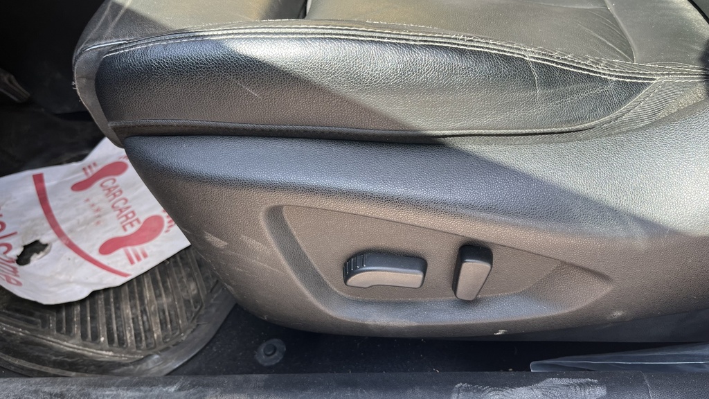 DRIVER SEAT SWITCHES