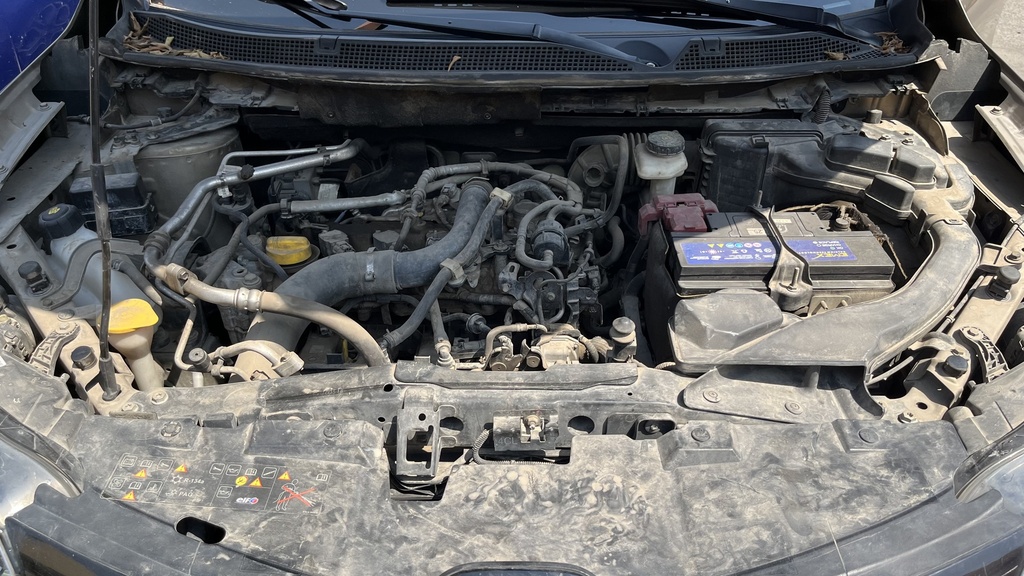 ENGINE COMPARTMENT