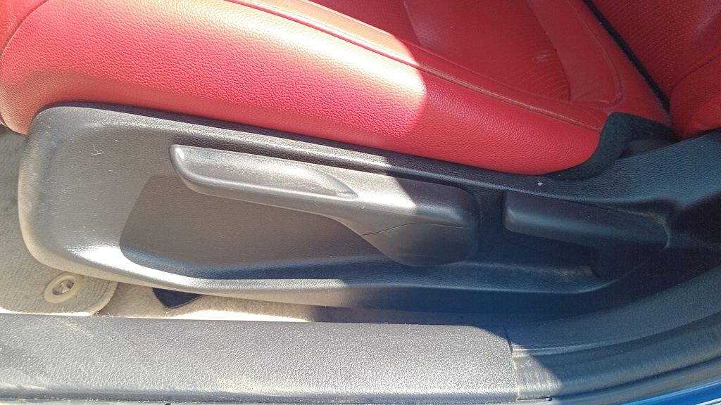 DRIVER SEAT SWITCHES