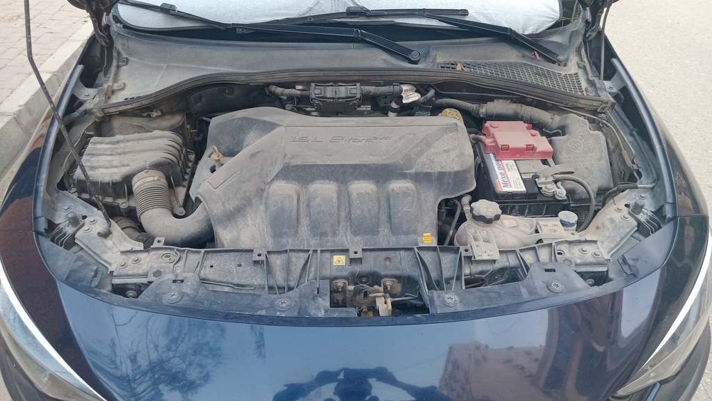 ENGINE COMPARTMENT