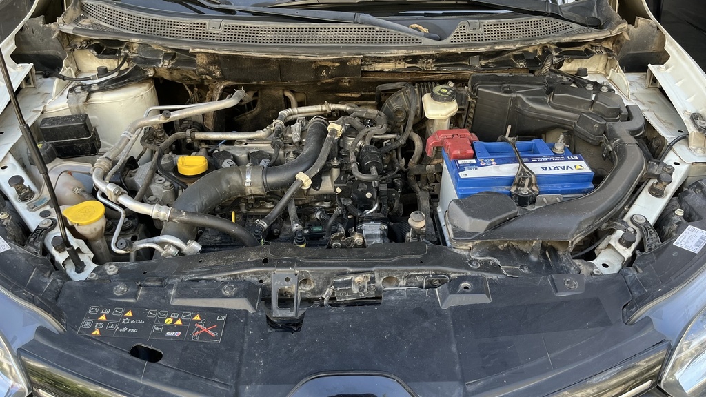 ENGINE COMPARTMENT