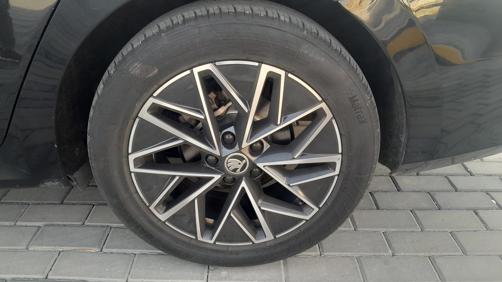 RR L TIRE