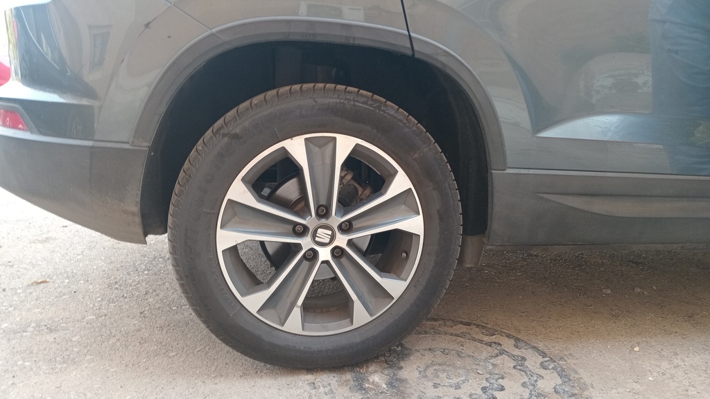 RR R TIRE