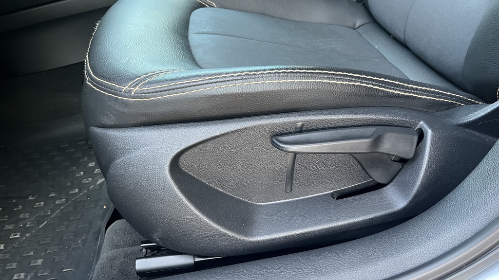 DRIVER SEAT SWITCHES