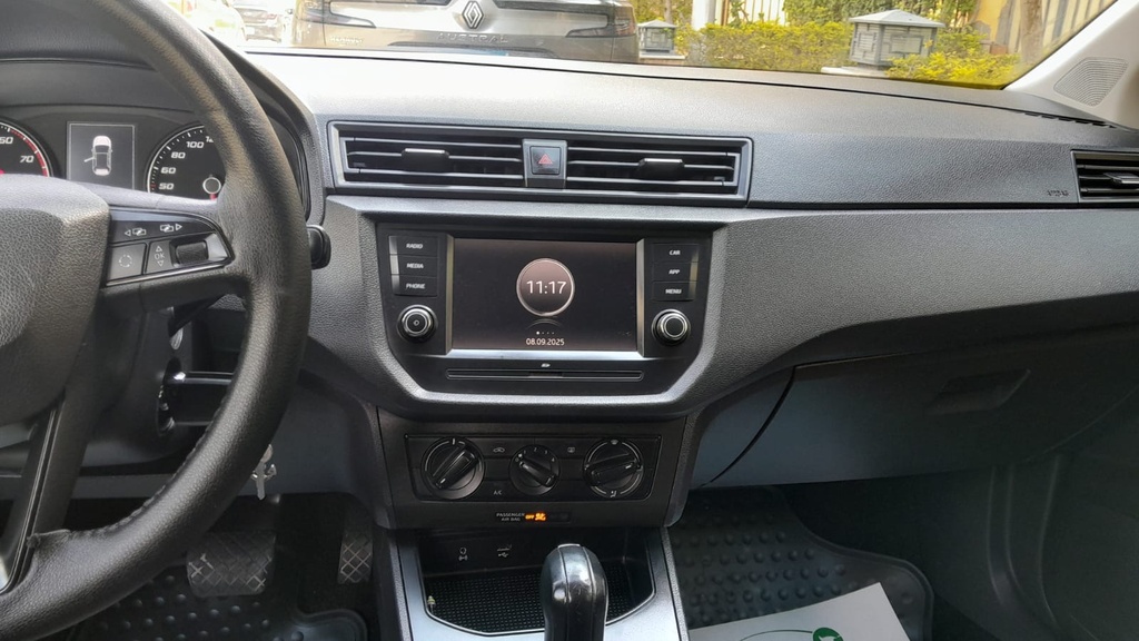 MULTIMEDIA SCREEN