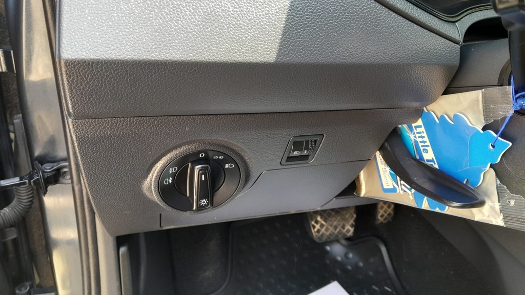 LIGHT SWITCHES