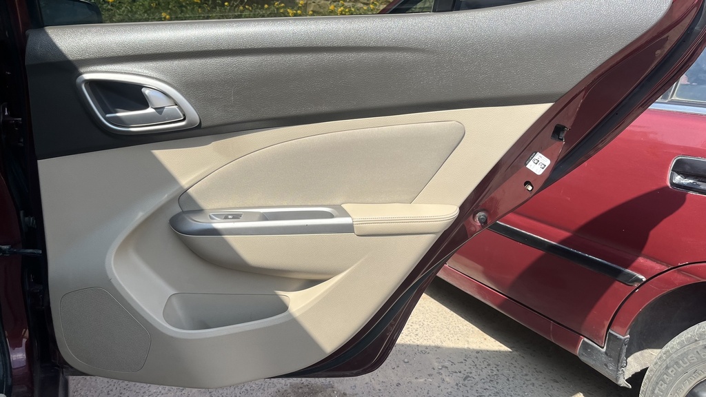 RR R DOOR