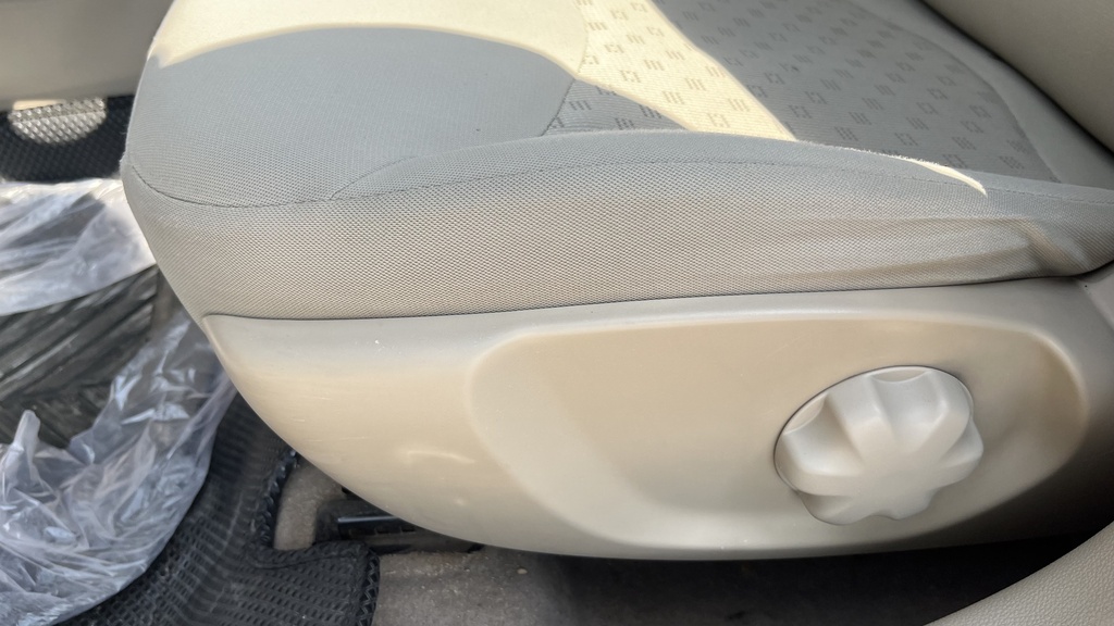 DRIVER SEAT SWITCHES
