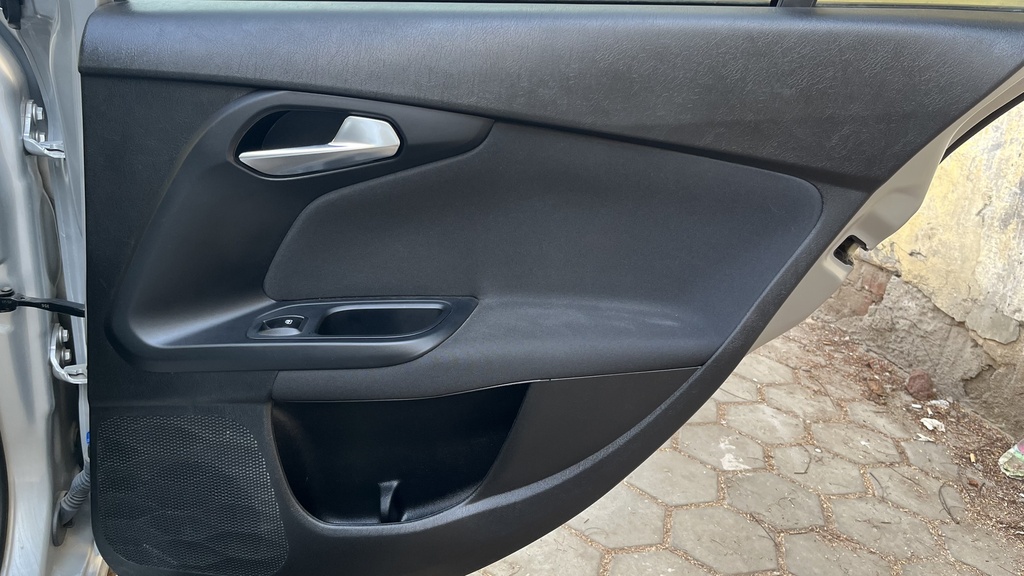 RR R DOOR