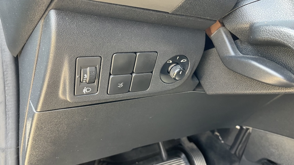 LIGHT SWITCHES