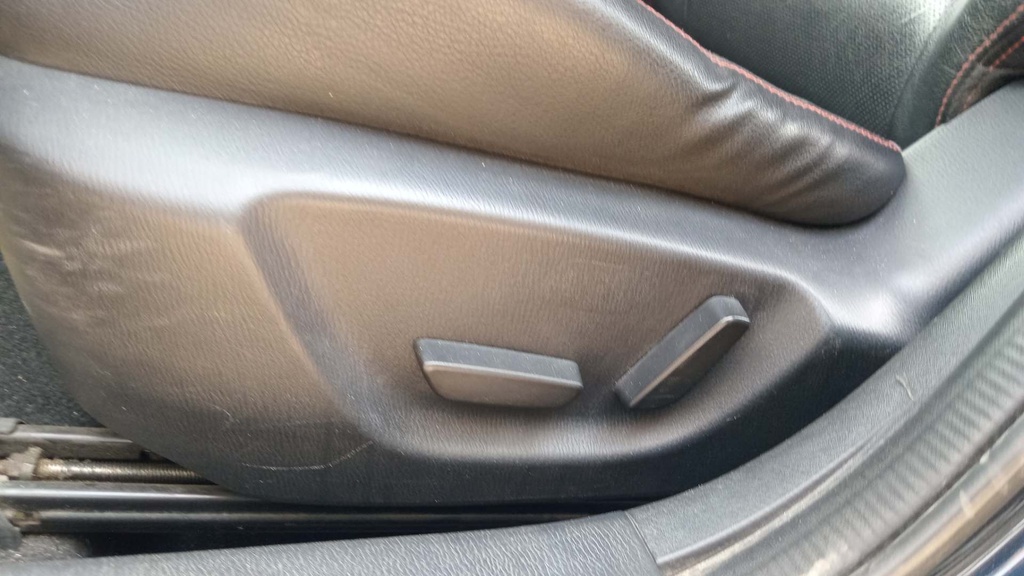 DRIVER SEAT SWITCHES