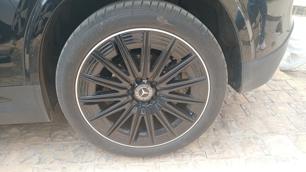 RR L TIRE