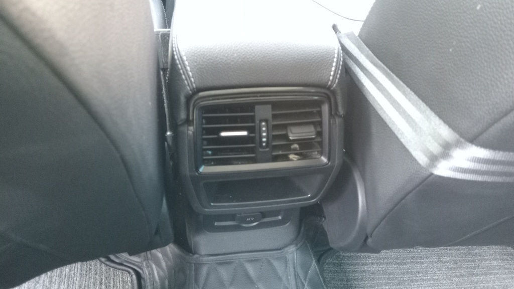RR AC GRILL