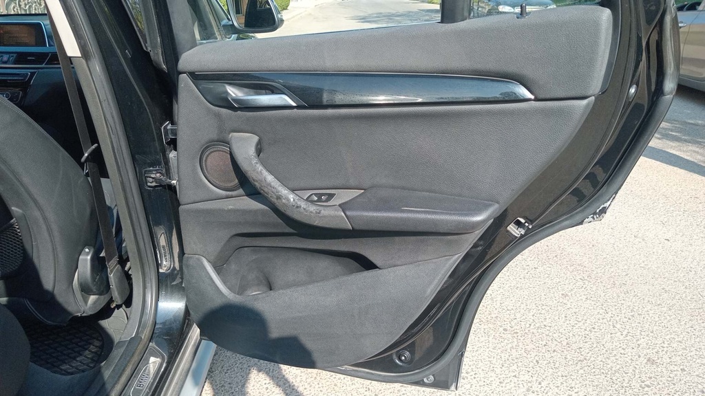 RR R DOOR