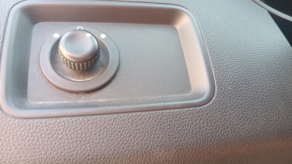 LIGHT SWITCHES