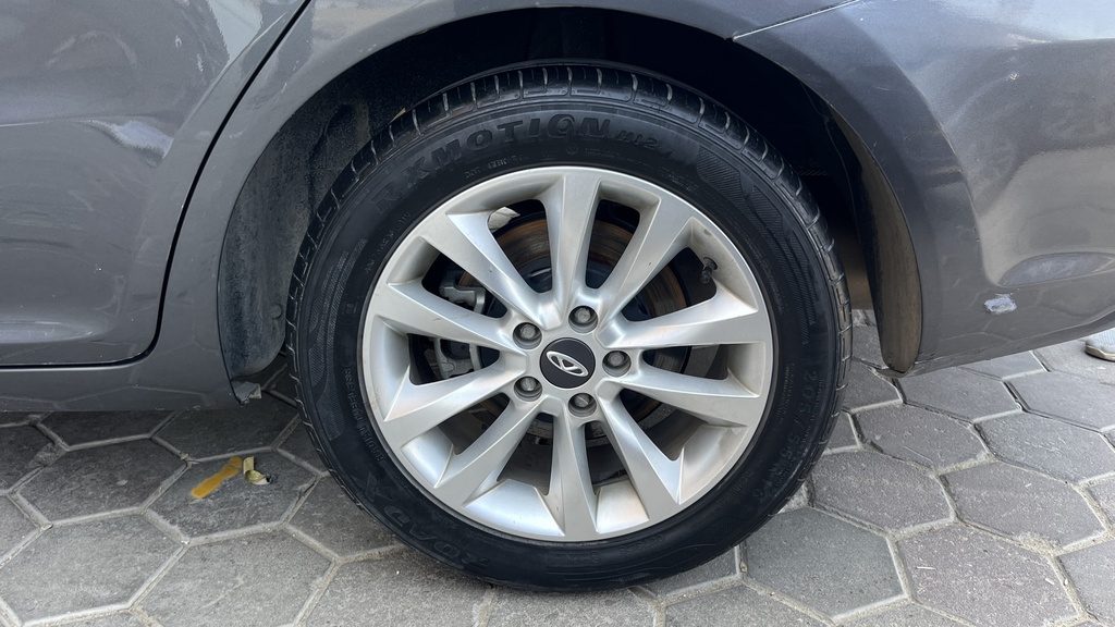 RR L TIRE
