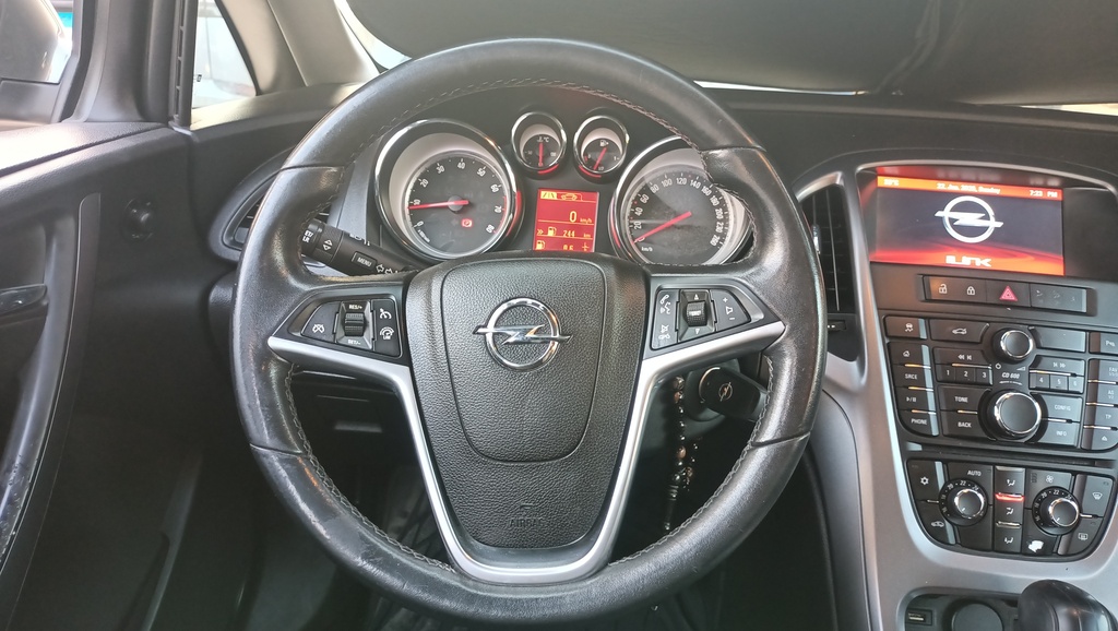 STEERING WHEEL