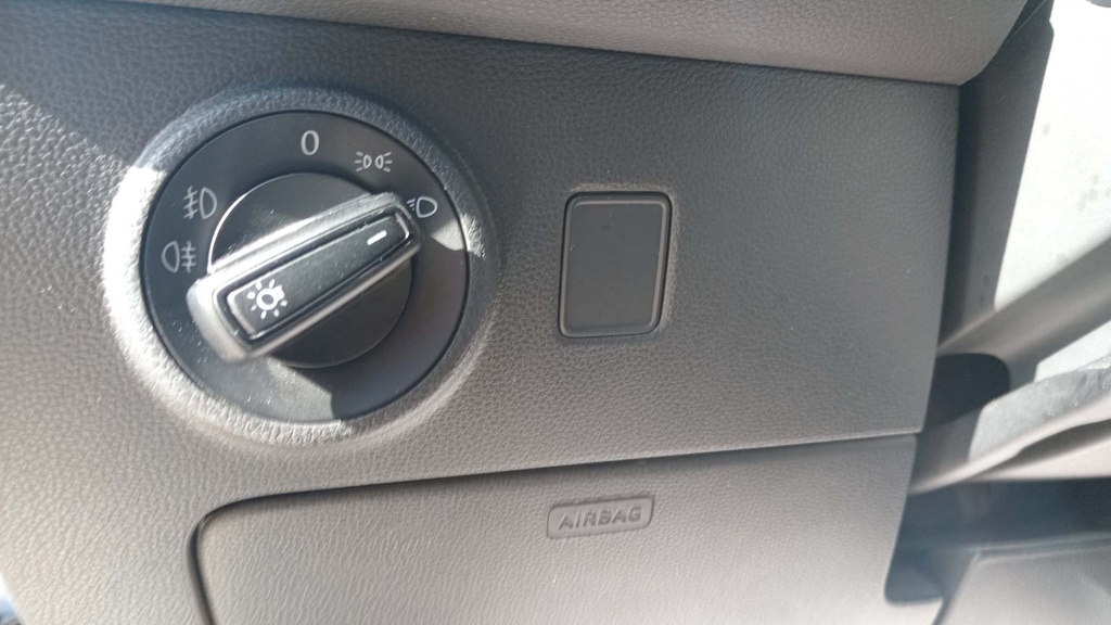 LIGHT SWITCHES