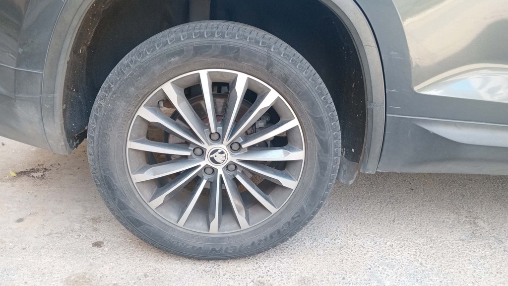 FR R TIRE