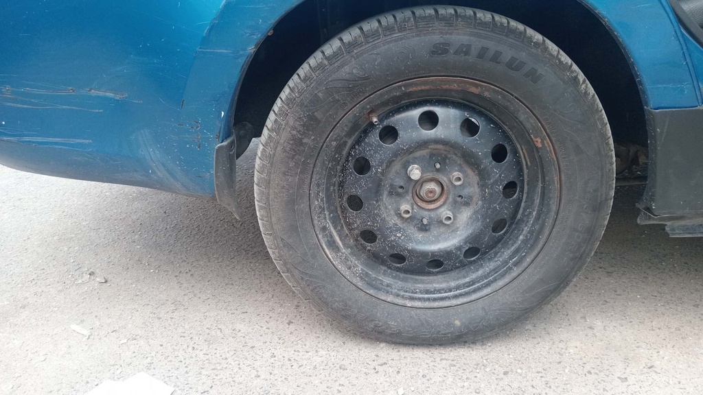 RR R TIRE