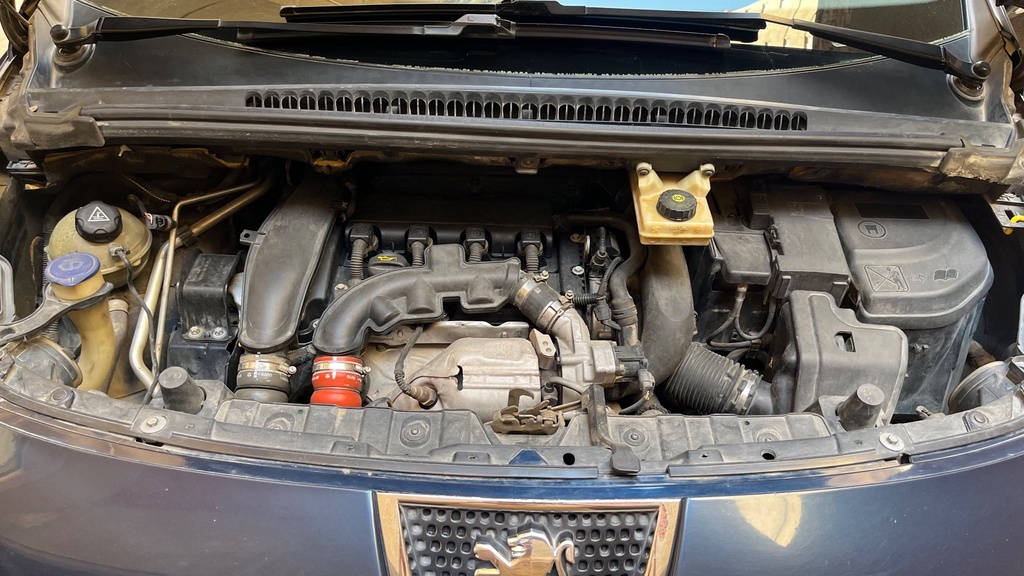 ENGINE COMPARTMENT
