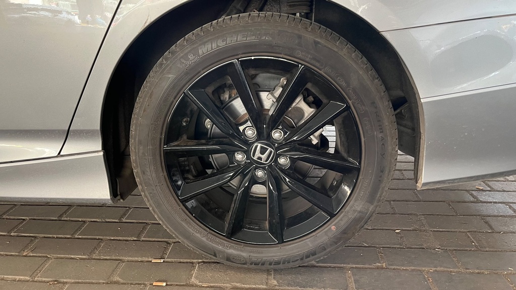 RR L TIRE