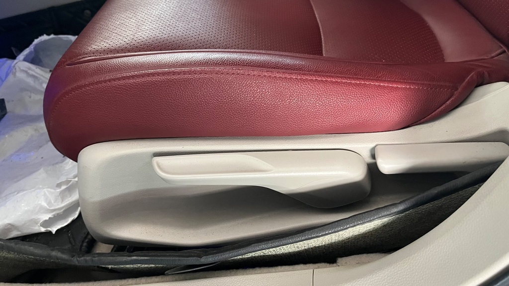 DRIVER SEAT SWITCHES
