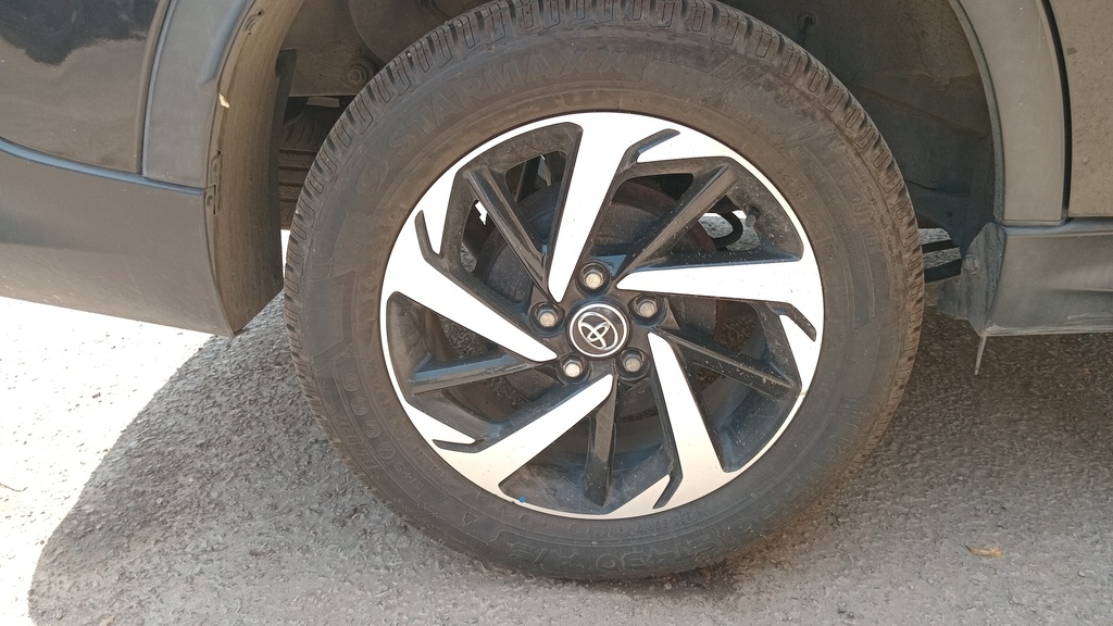 RR R TIRE