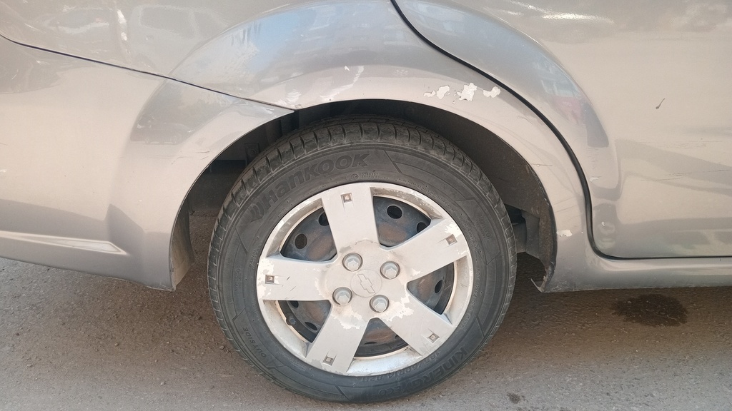 RR R TIRE