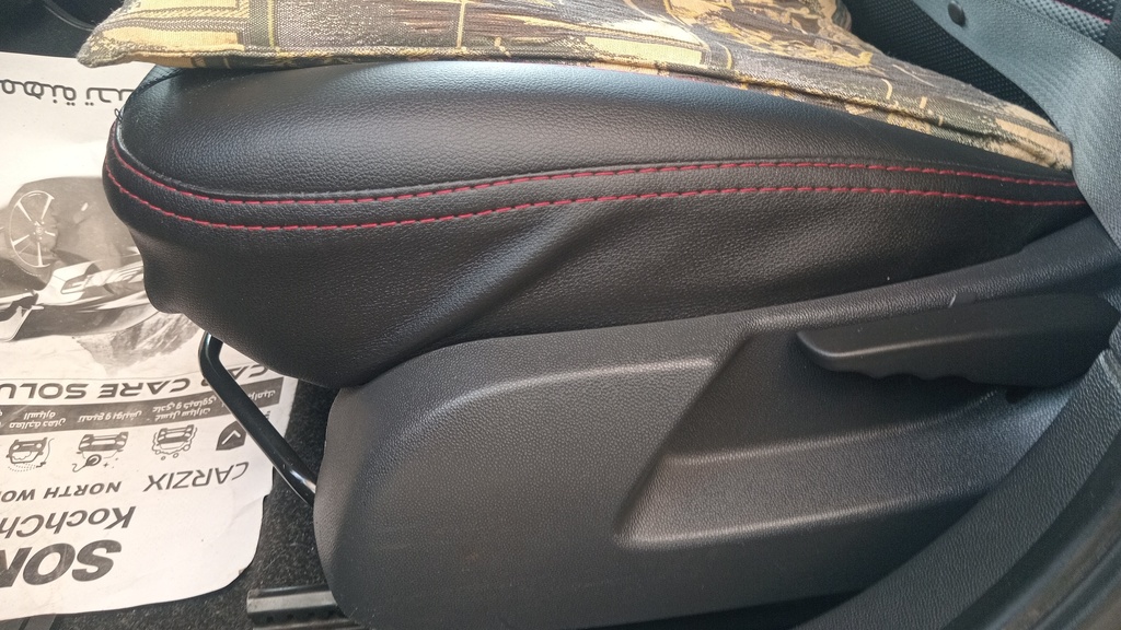 DRIVER SEAT SWITCHES