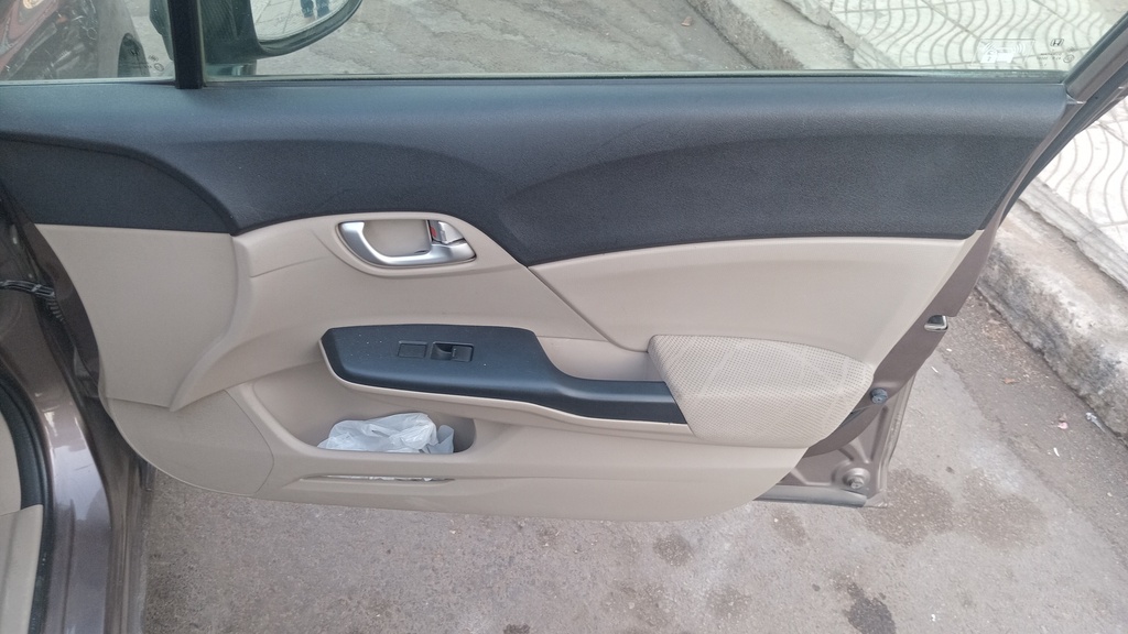 FR R DOOR