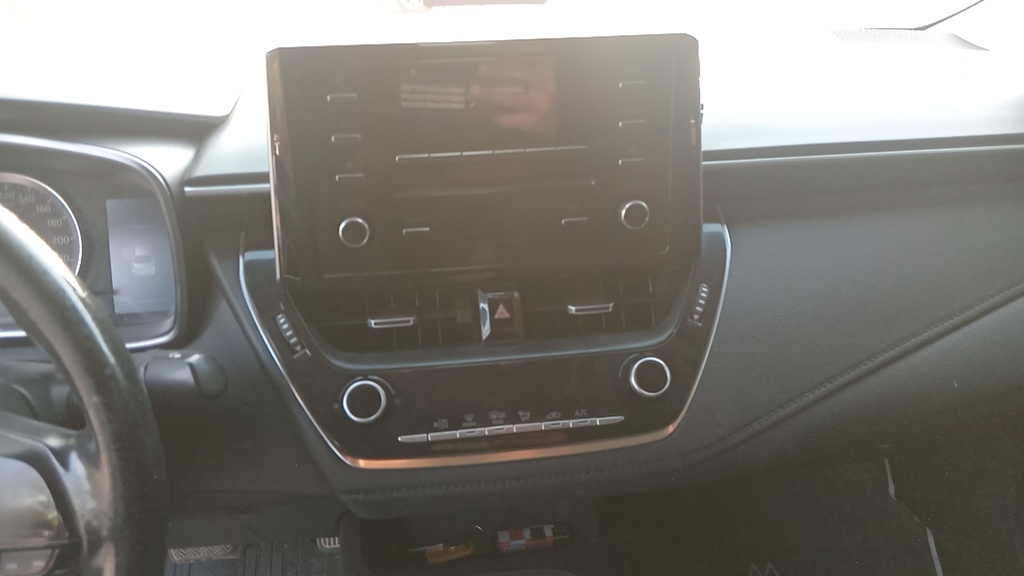 MULTIMEDIA SCREEN