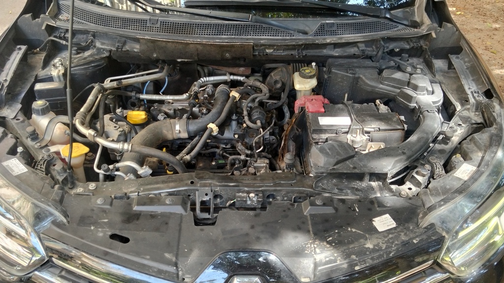 ENGINE COMPARTMENT