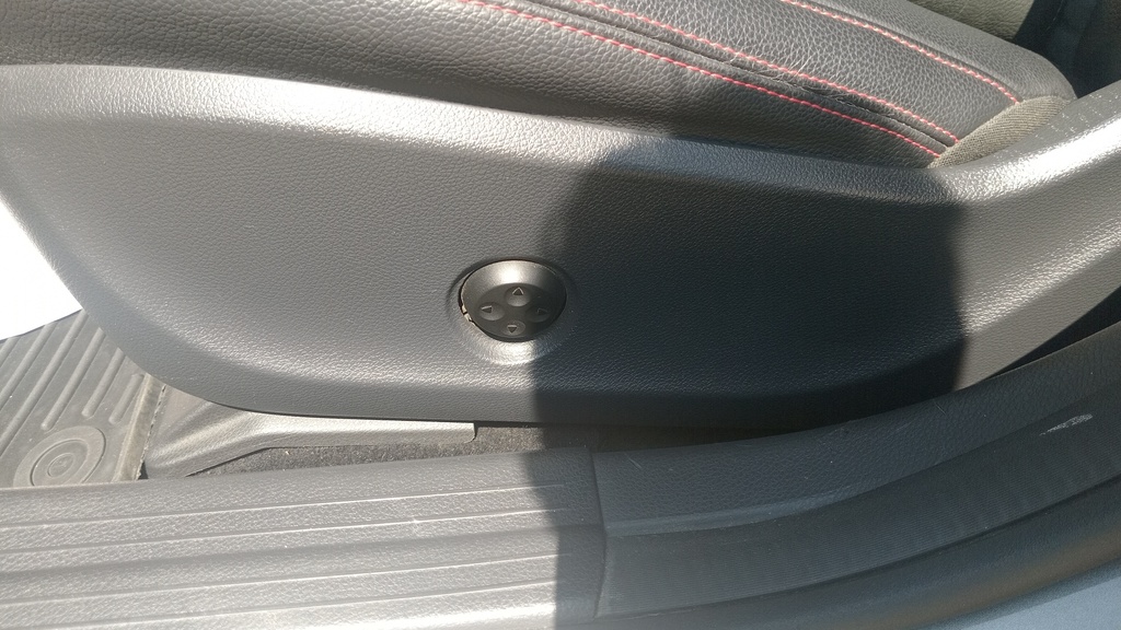 DRIVER SEAT SWITCHES