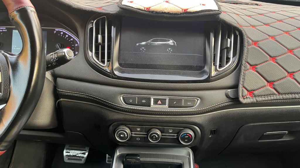 MULTIMEDIA SCREEN