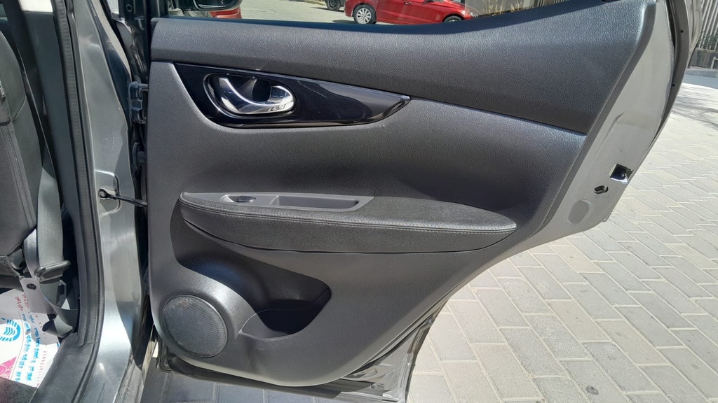 RR R DOOR