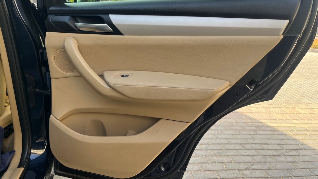 RR R DOOR