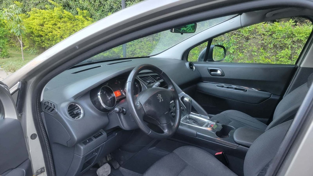 WhatsApp Image 2025-10-26 at 3.23.29 PM (3).jpg