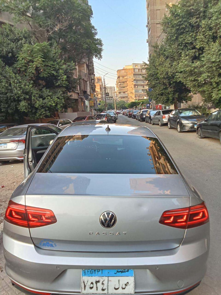 Volkswagen Passat 2021 1st Category