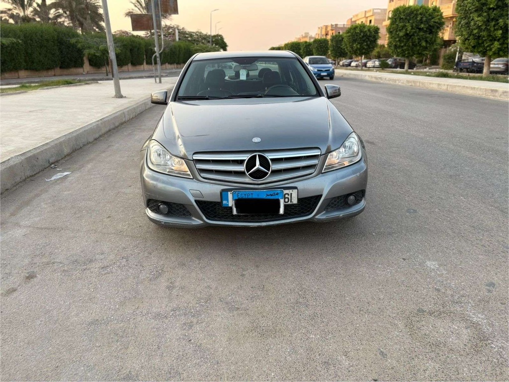 Mercedes C 180 2012 2nd Category